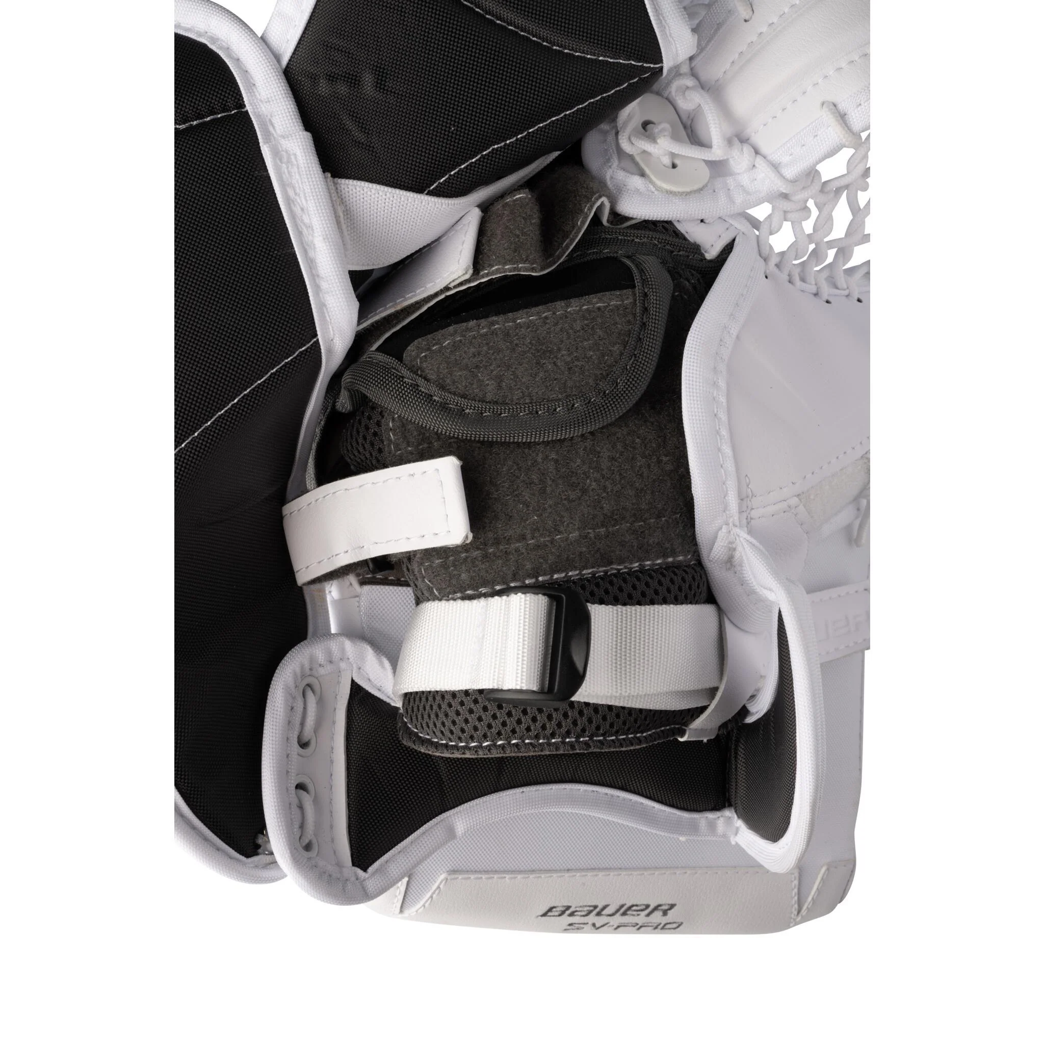 Bauer Sv-90 Intermediate Goalie Catch Glove (2025) - Image 3