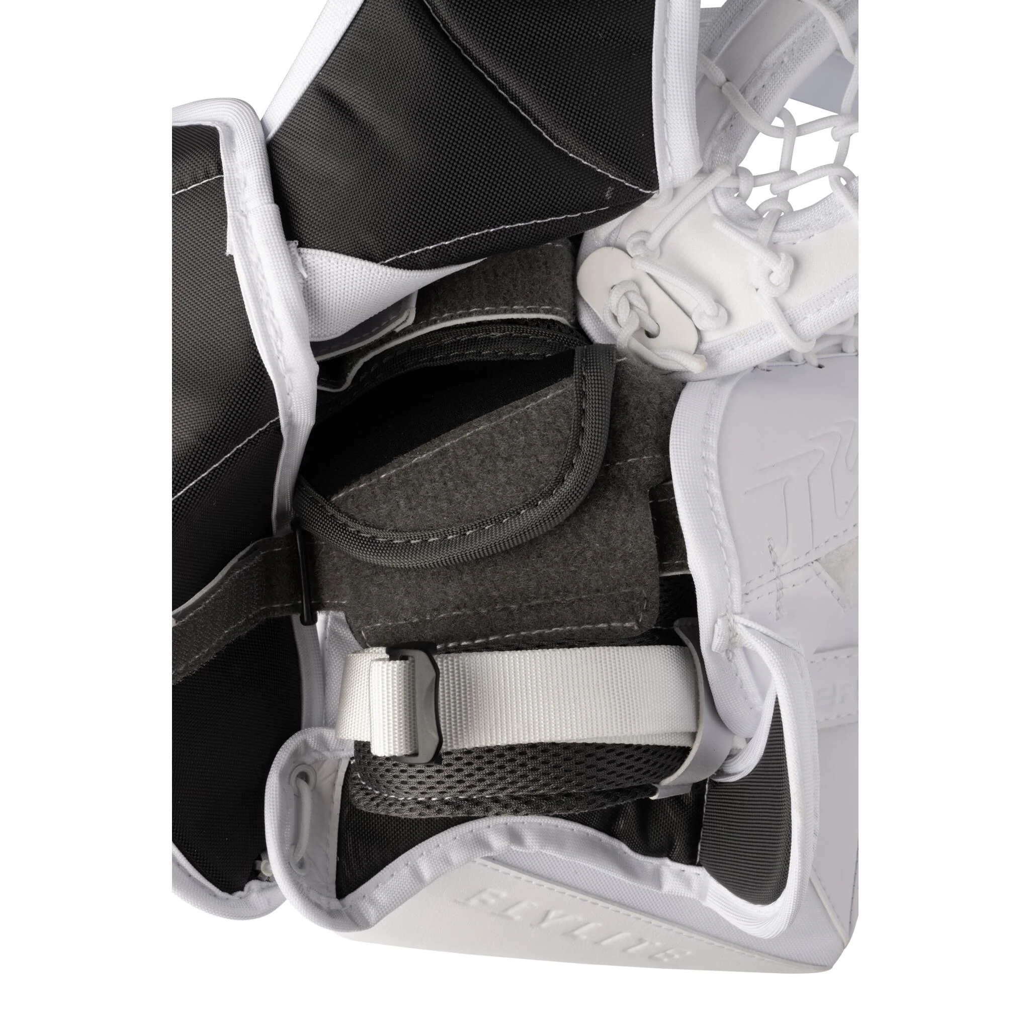 Bauer Vapor Flylite Senior Goalie Catch Glove (2025) - Image 8