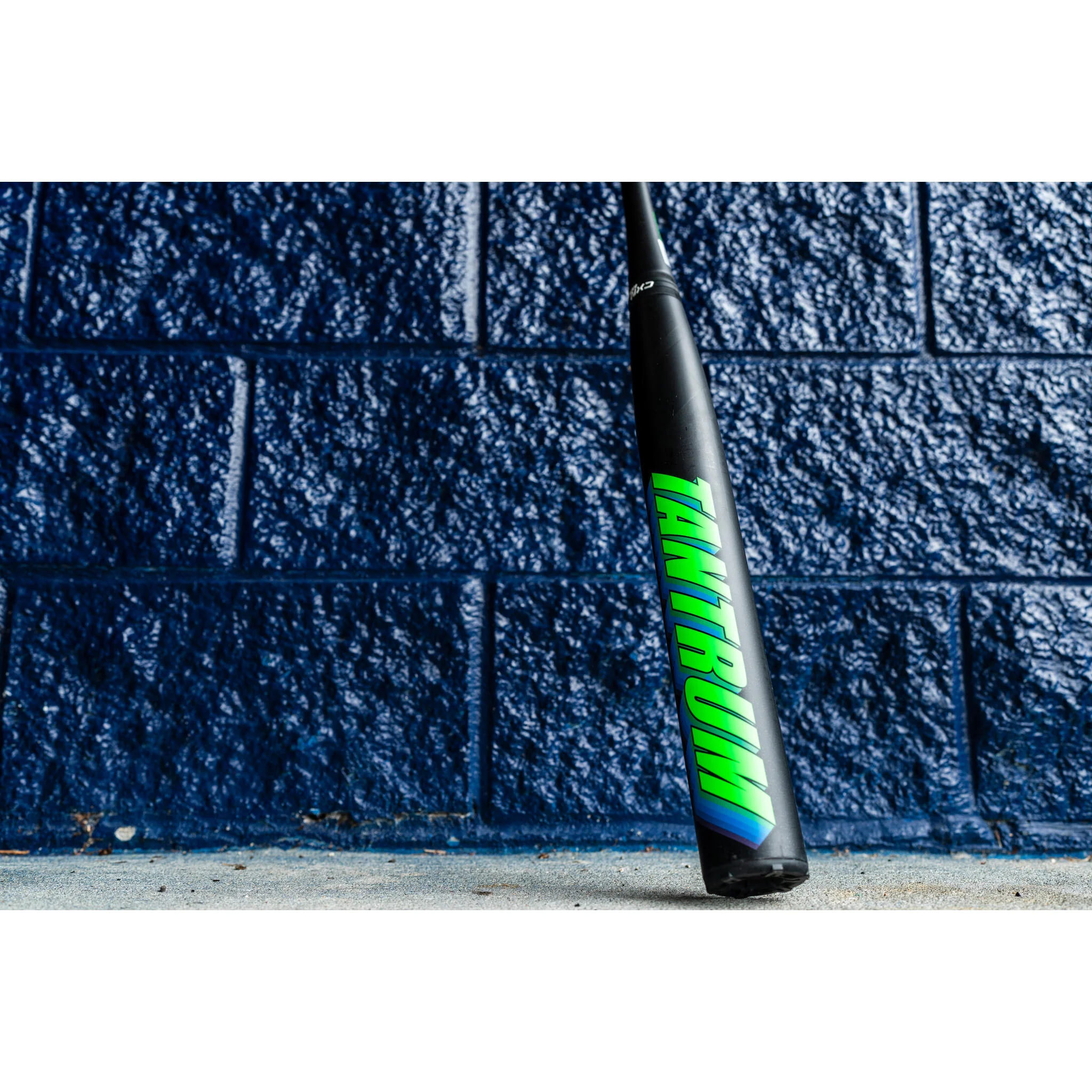 Easton Tantrum Loaded 12" 2-Piece Slo-Pitch Softball Bat (2025) - Image 3