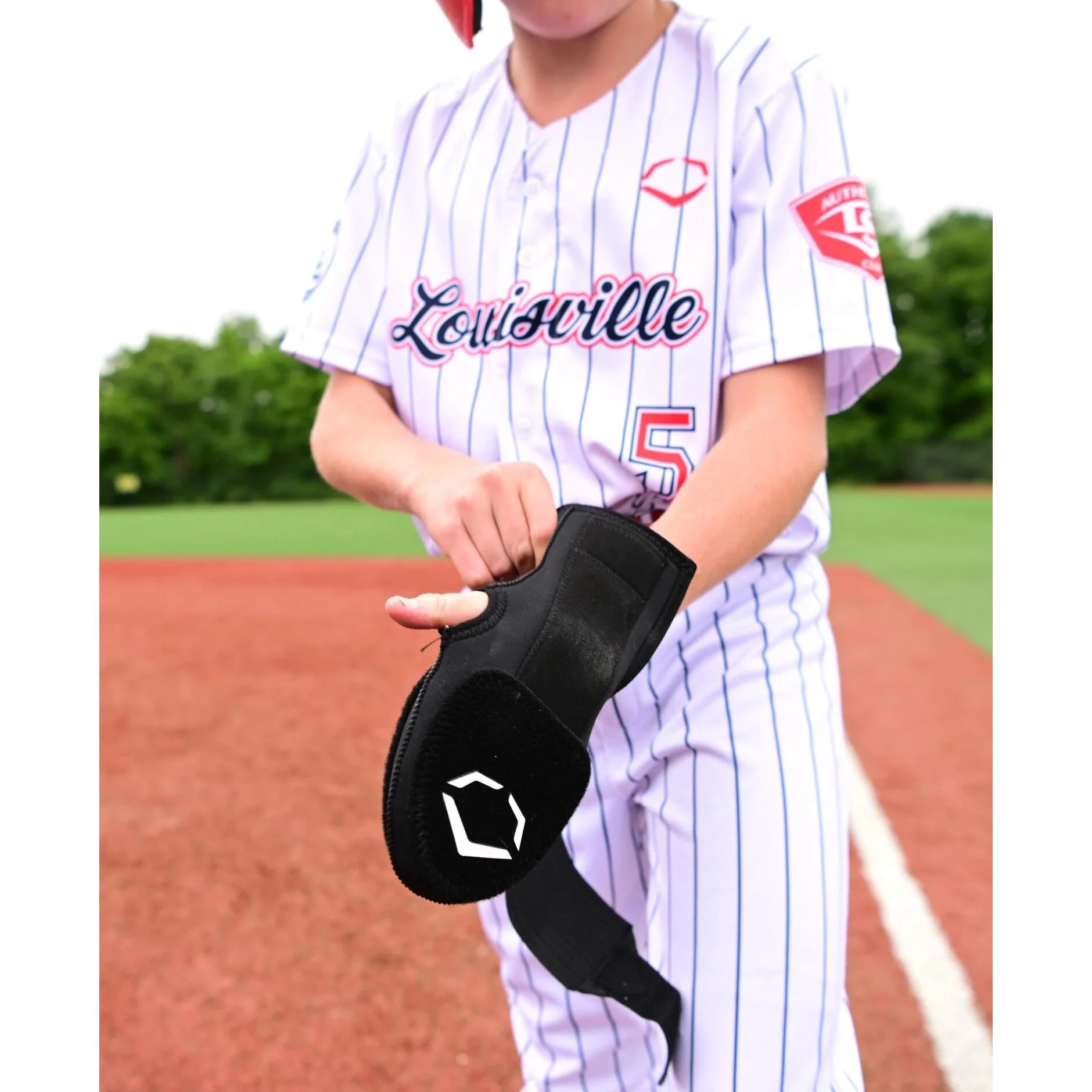 Evoshield Youth Sliding Mitt - Image 4