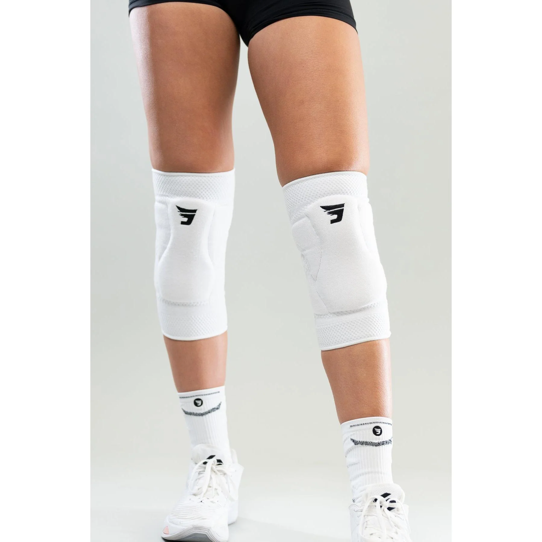 Jumplete Slidelete Volleyball Knee Pads - Image 2