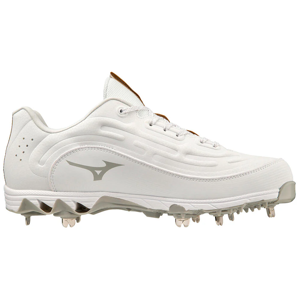 Mizuno 9-Spike Ambition 3 Low Metal Baseball Cleats
