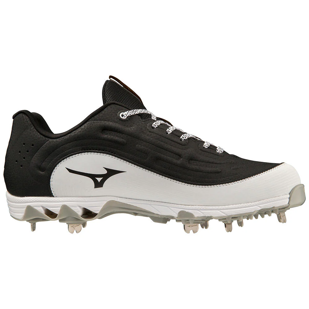 Mizuno 9-Spike Ambition 3 Low Metal Baseball Cleats - Image 4