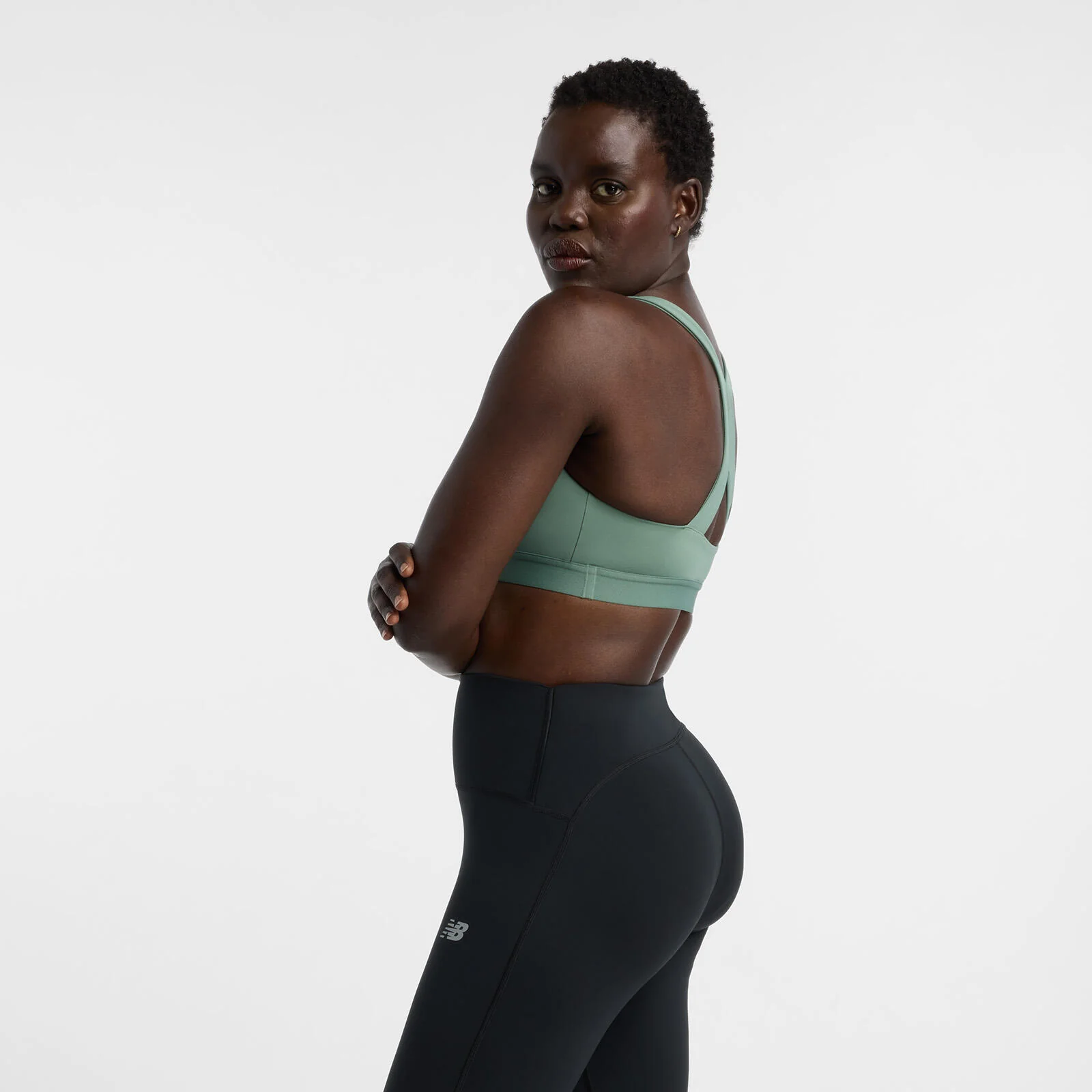 New Balance Essential Women's Train Bra - Image 2