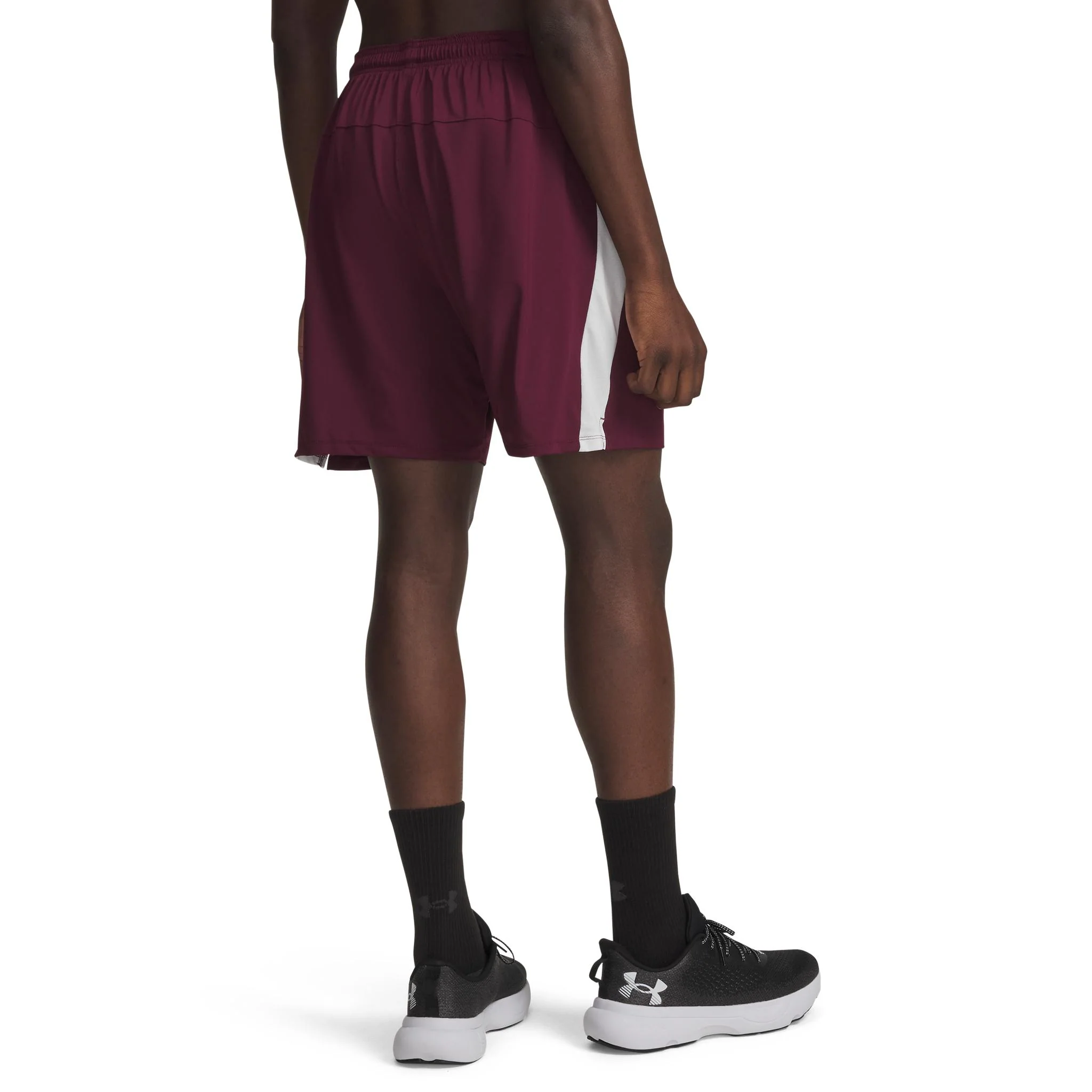 Under Armour Tech Vent 7" Men's Shorts - Image 4