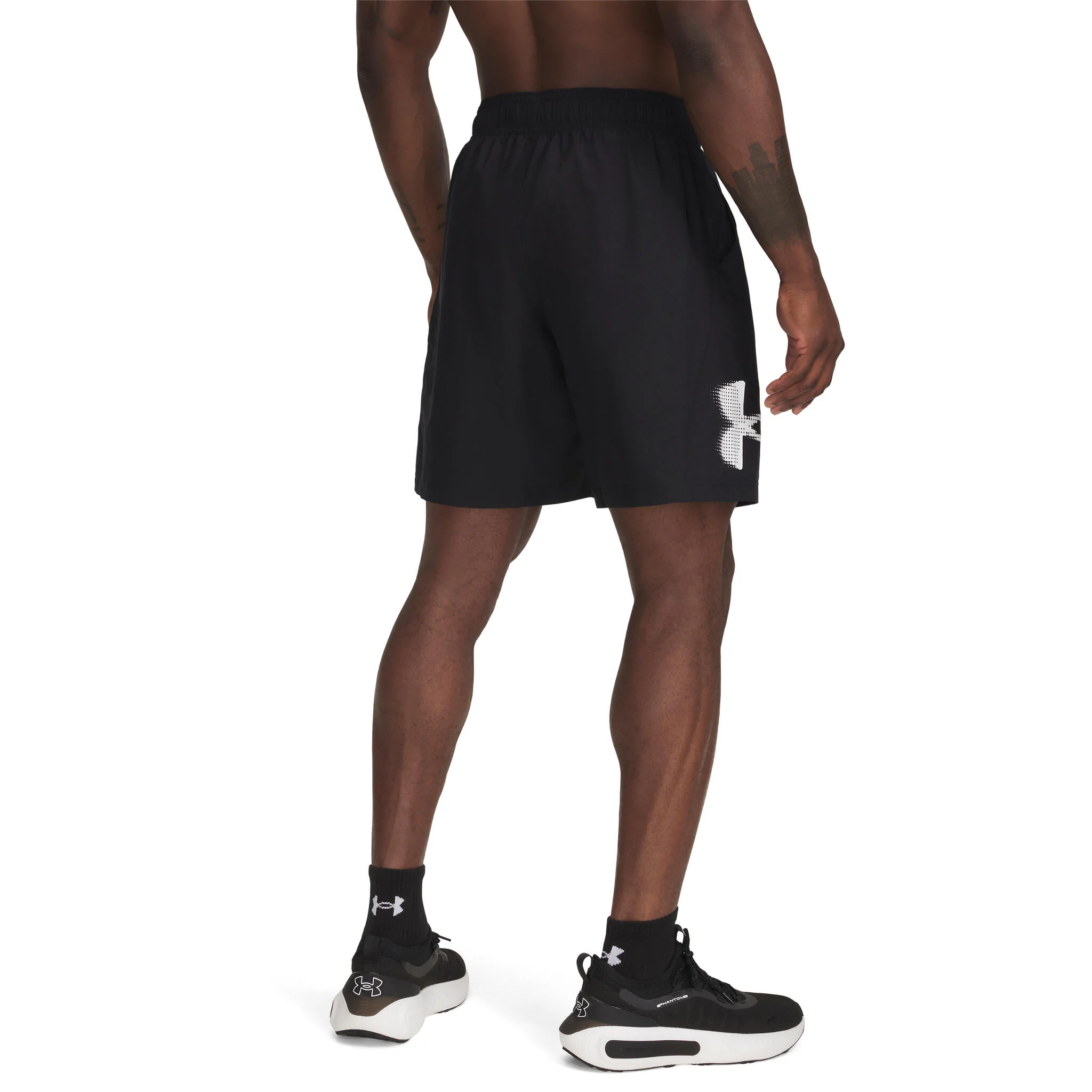 Under Armour Tech Woven Men's Graphic Shorts - Image 3